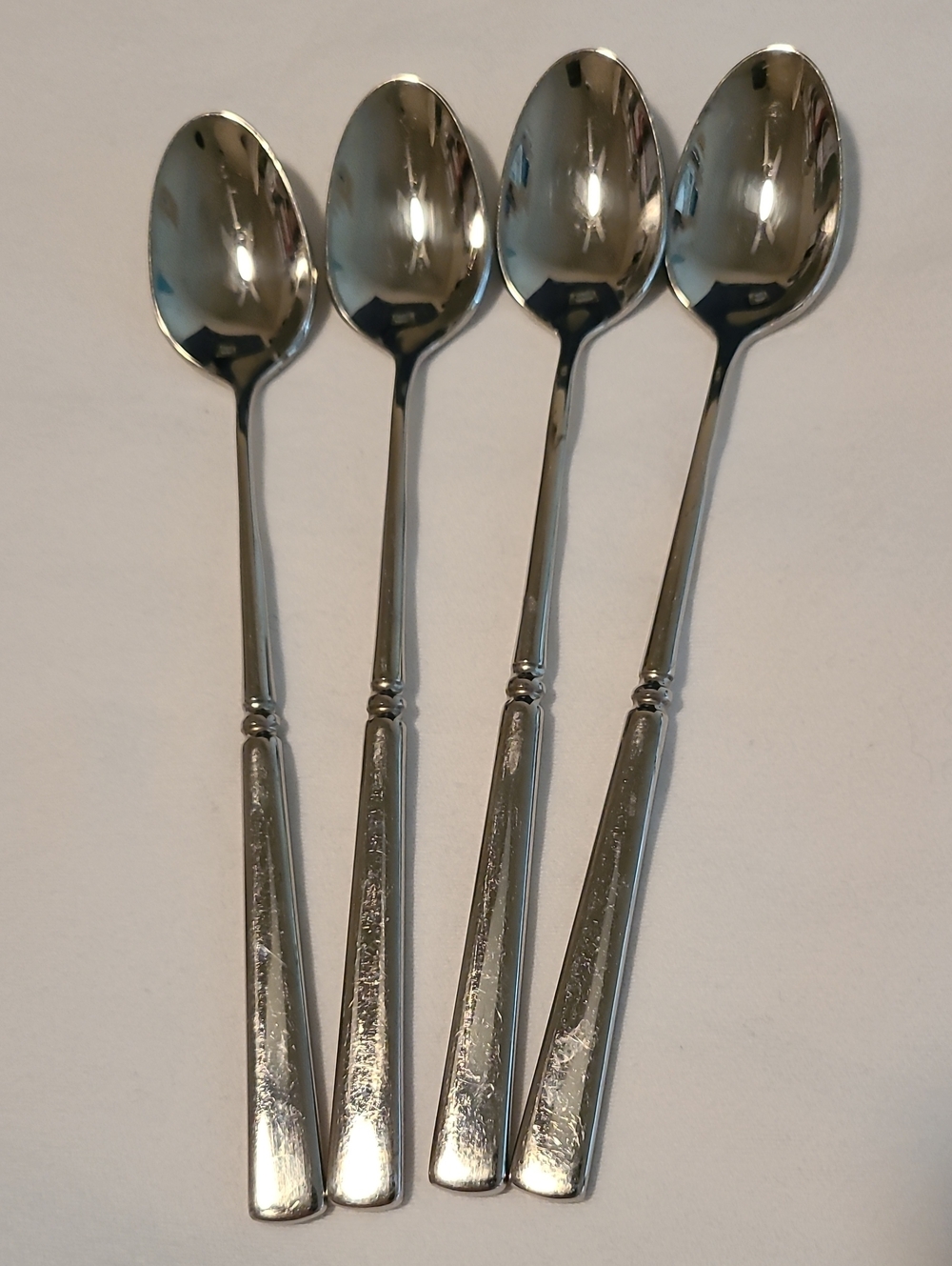 Oneida USA Tea Or Bar Spoons, Set Of 4, Flateware Dining